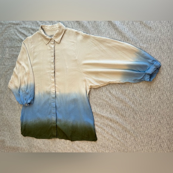 Oversized, dip dye, button down tunic blouse - Picture 3 of 4